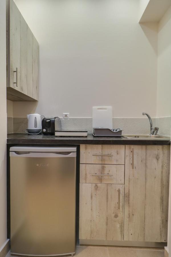 Jolly Suite - 1 Min. From Acropolis Museum, Атина Екстериор снимка